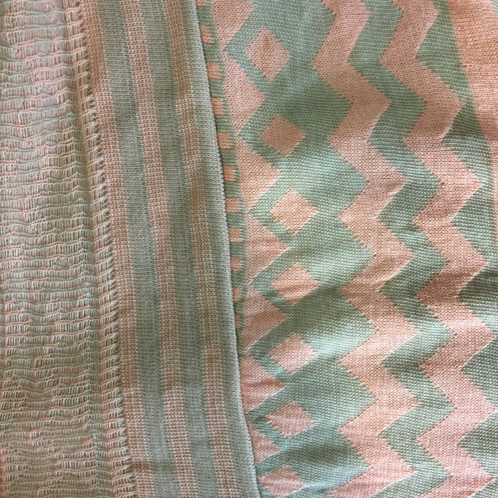 BeBe Sleeveless Cardigan - Picture 6 of 8